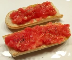 spaans tomatenbroodje